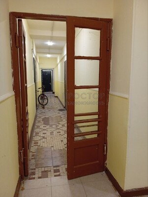 Продам трехкомнатную (3-комн.) квартиру, Ленинский пр-кт, 70/11, Москва г