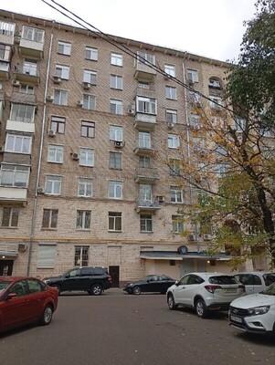 Продам трехкомнатную (3-комн.) квартиру, Ленинский пр-кт, 70/11, Москва г