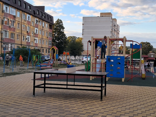 Продам однокомнатную (1-комн.) квартиру, Кириченко ул, 7к5, Горячий Ключ г