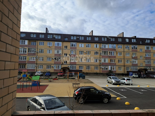 Продам однокомнатную (1-комн.) квартиру, Кириченко ул, 7к5, Горячий Ключ г