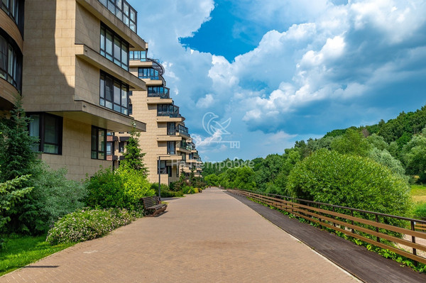 Продам многокомнатную квартиру, Заречная (Новогорск мкр.) ул, 7к3, Химки г