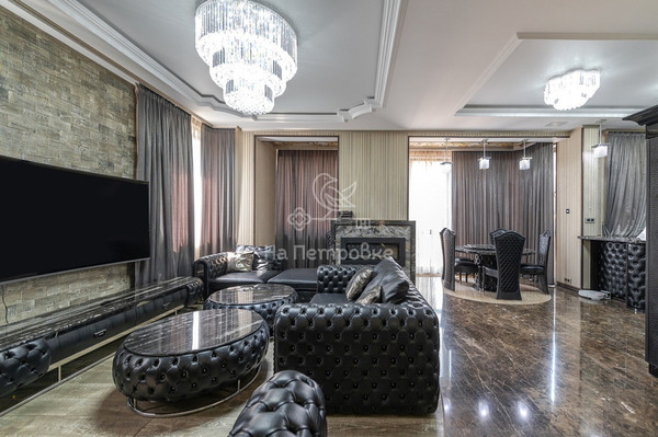 Продам многокомнатную квартиру, Заречная (Новогорск мкр.) ул, 7к3, Химки г