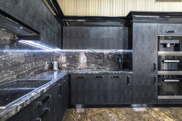 Продам многокомнатную квартиру, Заречная (Новогорск мкр.) ул, 7к3, Химки г