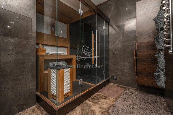 Продам многокомнатную квартиру, Заречная (Новогорск мкр.) ул, 7к3, Химки г
