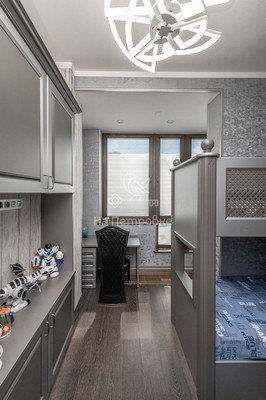 Продам многокомнатную квартиру, Заречная (Новогорск мкр.) ул, 7к3, Химки г