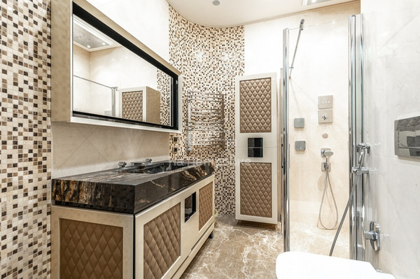 Продам многокомнатную квартиру, Заречная (Новогорск мкр.) ул, 7к3, Химки г