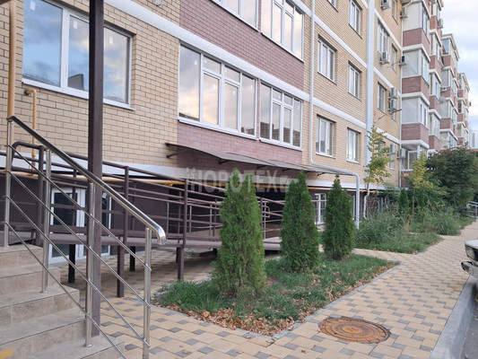 Продам однокомнатную (1-комн.) квартиру, Кириченко ул, 7к5, Горячий Ключ г