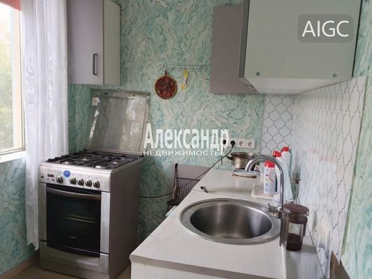 Продам комнату в 3-комн. квартире, Луначарского пр-кт, 78к3, Санкт-Петербург г
