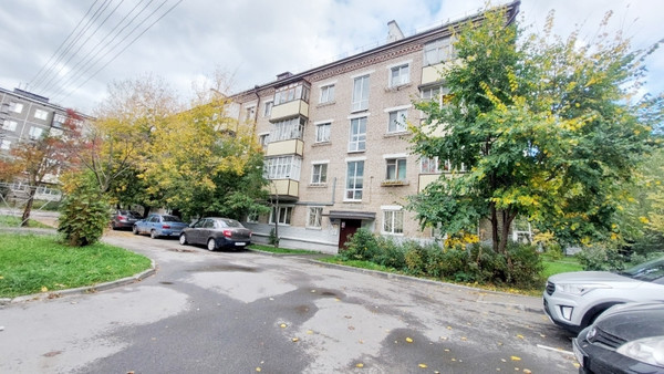 Продам комнату в 5-комн. квартире, Повстанческая ул, 10, Казань г