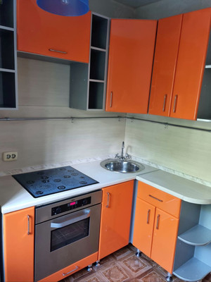 Продам двухкомнатную (2-комн.) квартиру, Маршала Конева ул, 48, Иркутск г