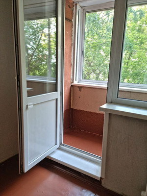 Продам двухкомнатную (2-комн.) квартиру, Маршала Конева ул, 48, Иркутск г