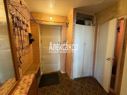 Продам однокомнатную (1-комн.) квартиру, Ветеранов пр-кт, 90, Санкт-Петербург г