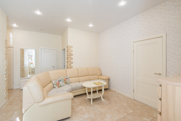 Продам трехкомнатную (3-комн.) квартиру, Журавлева пер, 130, Ростов-на-Дону г