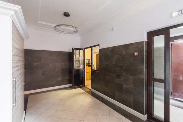 Продам трехкомнатную (3-комн.) квартиру, Журавлева пер, 130, Ростов-на-Дону г
