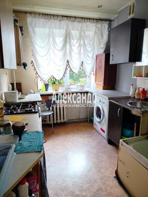 Продам комнату в 3-комн. квартире, Седова ул, 72, Санкт-Петербург г