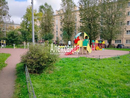 Продам комнату в 3-комн. квартире, Седова ул, 72, Санкт-Петербург г