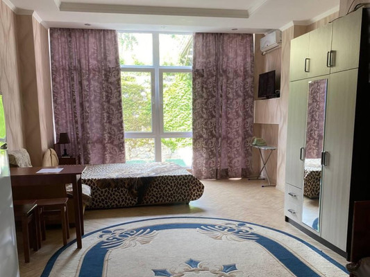 Продам однокомнатную (1-комн.) квартиру, Северная ул, 43, Форос пгт