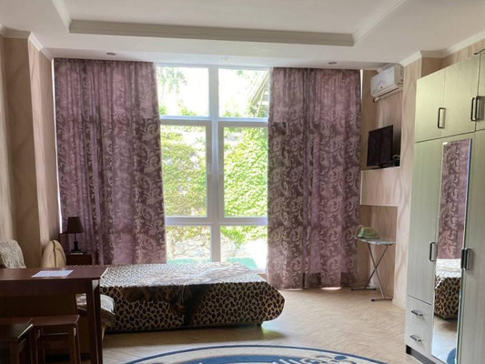 Продам однокомнатную (1-комн.) квартиру, Северная ул, 43, Форос пгт