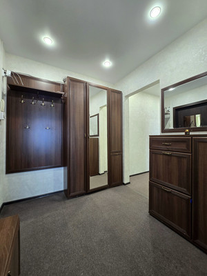 Продам трехкомнатную (3-комн.) квартиру, Клочков пер, 12А, Санкт-Петербург г