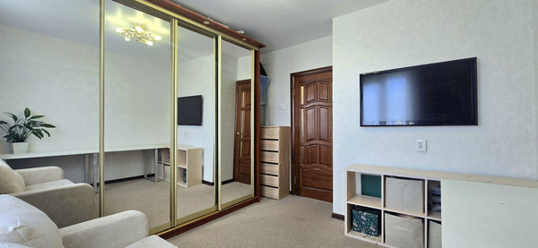 Продам трехкомнатную (3-комн.) квартиру, Клочков пер, 12А, Санкт-Петербург г