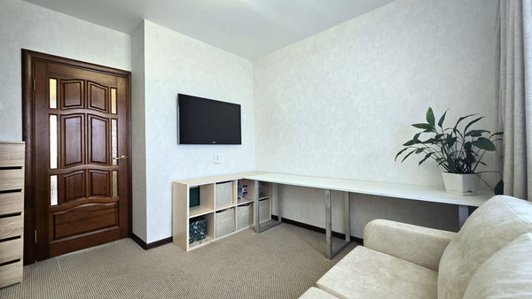 Продам трехкомнатную (3-комн.) квартиру, Клочков пер, 12А, Санкт-Петербург г