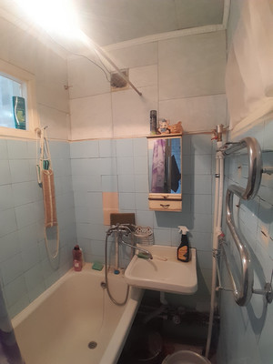 Продам двухкомнатную (2-комн.) квартиру, Морская ул, 80, Волгодонск г