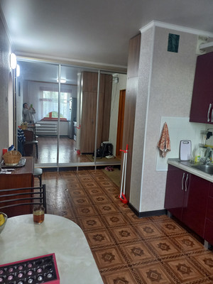 Продам многокомнатную квартиру, Индустриальная ул, 16, Волгодонск г