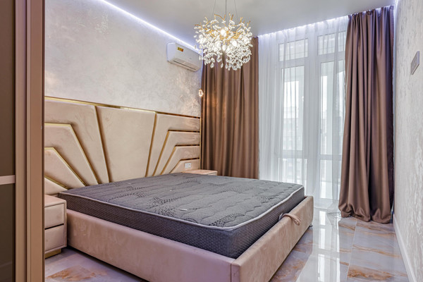 Сдам двухкомнатную (2-комн.) квартиру, Батуринская ул, 2, Краснодар г