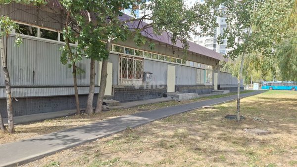 Сдам торговое помещение 450 м2, Новокосинская ул, 48, Москва г