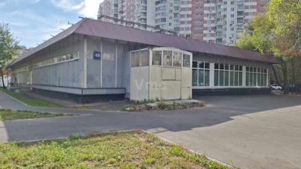 Сдам торговое помещение 450 м2, Новокосинская ул, 48, Москва г