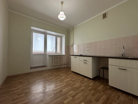 Продам однокомнатную (1-комн.) квартиру, Дмитровская ул, 7, Базарово д