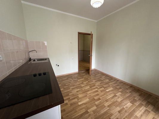 Продам однокомнатную (1-комн.) квартиру, Дмитровская ул, 7, Базарово д