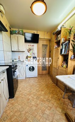 Продам однокомнатную (1-комн.) квартиру, Хошимина ул, 13к1, Санкт-Петербург г