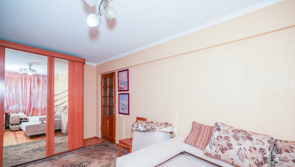 Продам трехкомнатную (3-комн.) квартиру, Московская ул, 54, Краснодар г