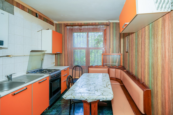 Продам трехкомнатную (3-комн.) квартиру, Московская ул, 54, Краснодар г