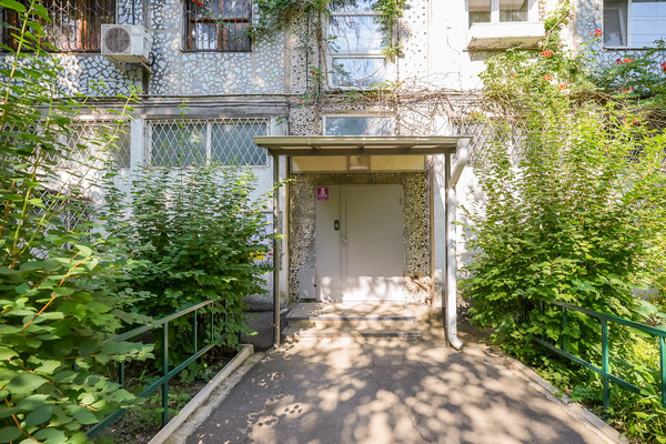 Продам трехкомнатную (3-комн.) квартиру, Московская ул, 54, Краснодар г