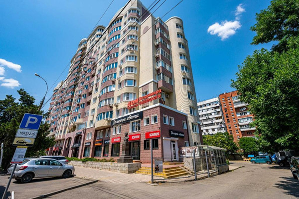 Продам многокомнатную квартиру, им. Бабушкина ул, 295, Краснодар г