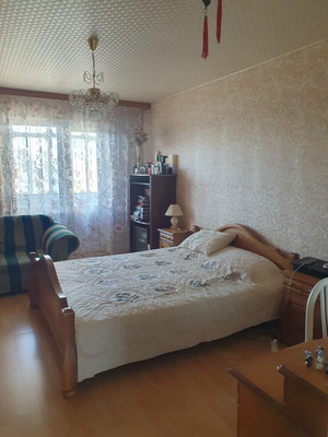 Продам трехкомнатную (3-комн.) квартиру, Чекистов пр-кт, 8, Краснодар г