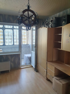 Продам трехкомнатную (3-комн.) квартиру, Чекистов пр-кт, 8, Краснодар г