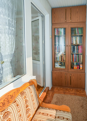 Продам трехкомнатную (3-комн.) квартиру, им. 70-летия Октября ул, 32, Краснодар г