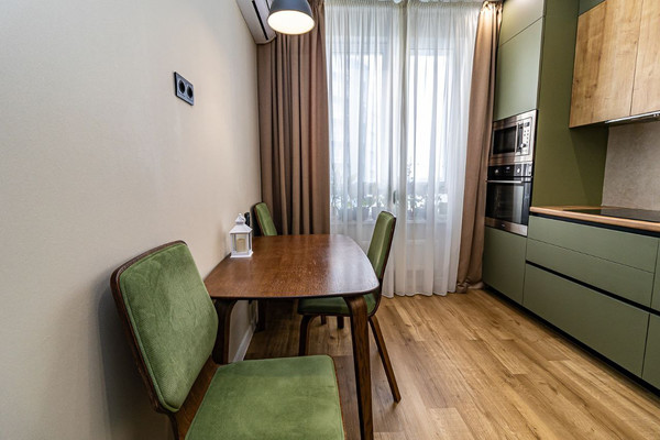 Продам трехкомнатную (3-комн.) квартиру, Воронежская ул, 47/11, Краснодар г