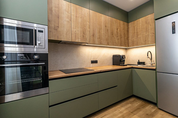 Продам трехкомнатную (3-комн.) квартиру, Воронежская ул, 47/11, Краснодар г