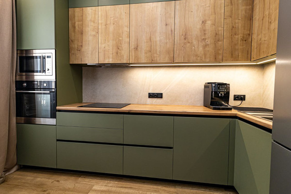 Продам трехкомнатную (3-комн.) квартиру, Воронежская ул, 47/11, Краснодар г