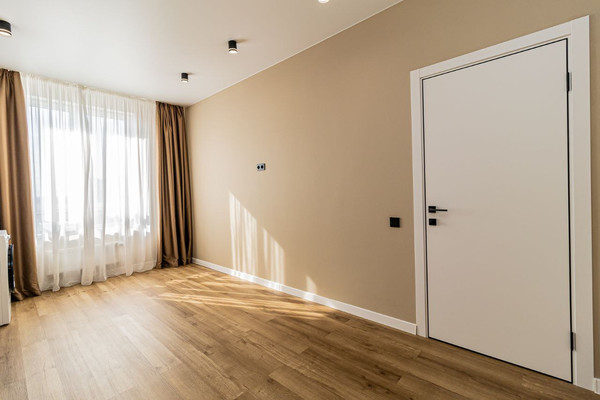 Продам трехкомнатную (3-комн.) квартиру, Воронежская ул, 47/11, Краснодар г