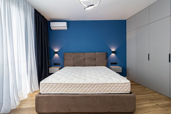 Продам трехкомнатную (3-комн.) квартиру, Воронежская ул, 47/11, Краснодар г