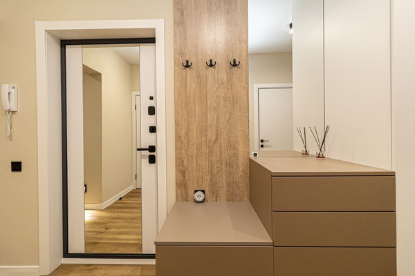 Продам трехкомнатную (3-комн.) квартиру, Воронежская ул, 47/11, Краснодар г