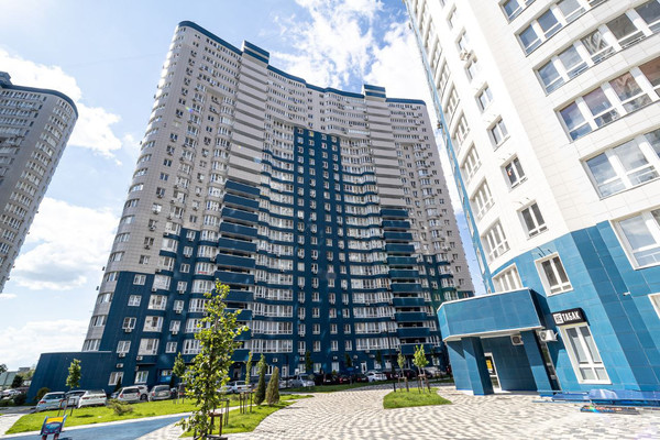 Продам трехкомнатную (3-комн.) квартиру, Воронежская ул, 47/11, Краснодар г