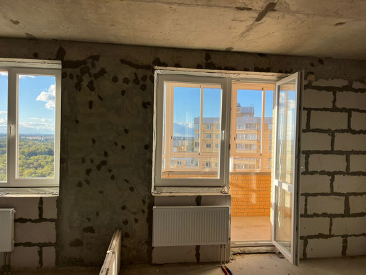 Продам многокомнатную квартиру, Северная ул, 5к2, Дубки с