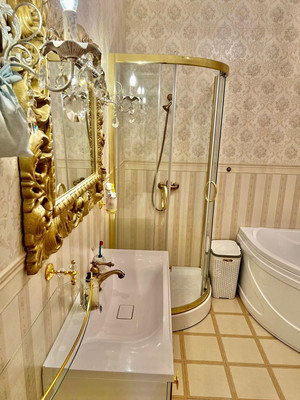 Продам трехкомнатную (3-комн.) квартиру, Кубанская Набережная ул, 23/1, Краснодар г