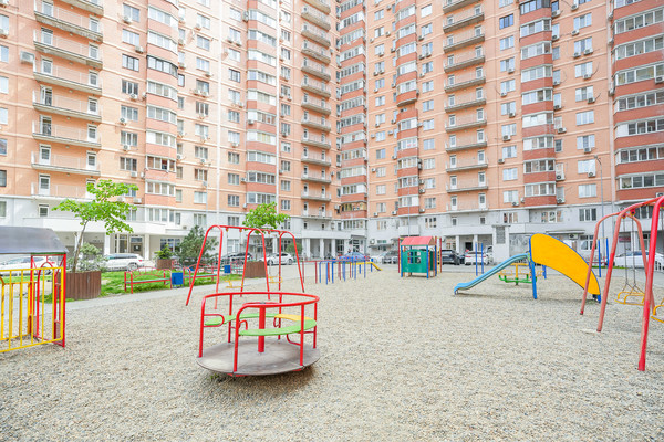 Продам однокомнатную (1-комн.) квартиру, Гаражная ул, 67, Краснодар г